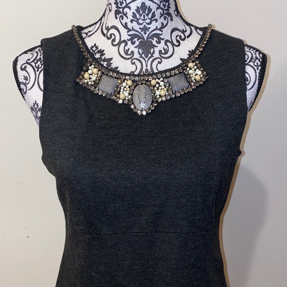 3/$45 Cabi The Glitz Sleeveless Top Embellished Neckline Size 4 Style #508 - Picture 2 of 15